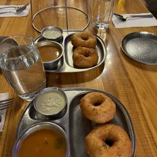 Medhu Vada