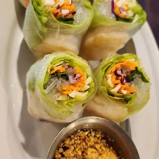 Summer roll with shrimp