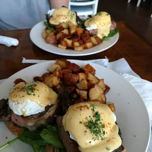 Eggs Benedict