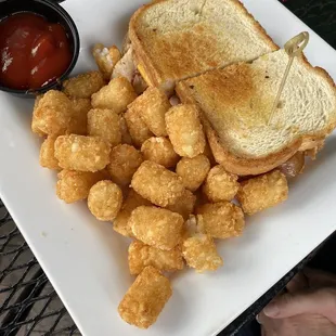 Tom 's Turkey Melt