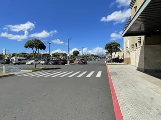 Laulani Village Shopping Center