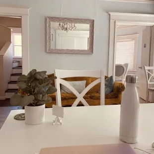 Comfortable, great natural light.