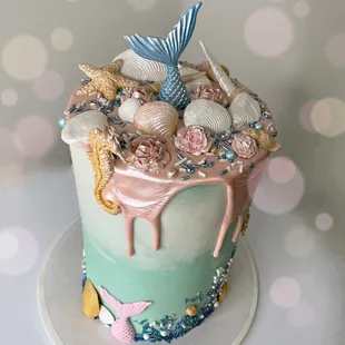 Mermaid ombré sparkle cake