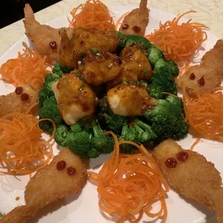 Prawns & Scallops in Spicy Sauce