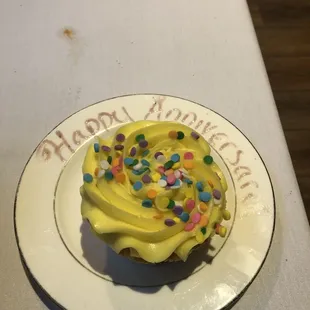 Happy Anniversary Cupcake