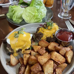 Short ribs Benedict with a Side Salad