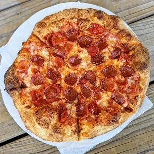 Hot Honey Pie (10") from Geno D's Pizza | Instagram: @telephonesmoothie