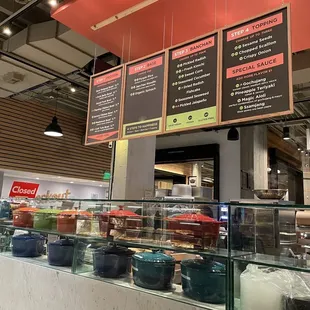 sushi and sashimi, interior