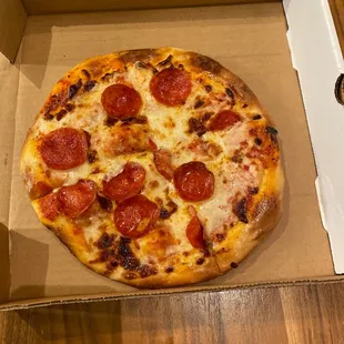 Pepperoni pizza