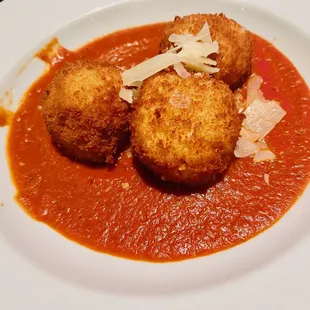 truffled macaroni and cheese balls