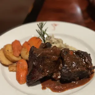 Braised short ribs