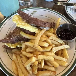 Monte Crisco with Fries