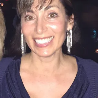 Laurie R.