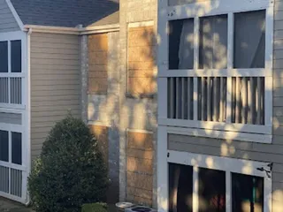 Savannah Square Apartments