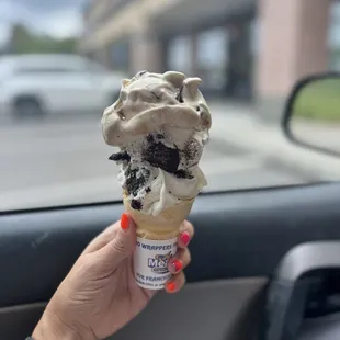 Peanut butter melt away &amp; Oreo cookie custard yummy!!!