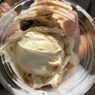 Peanut Butter Meltaway has hot fudge &amp; choc pieces