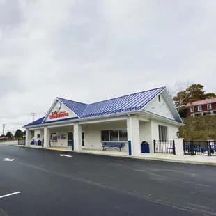 The Meadows Origional Frozen Custard of New Alexandria