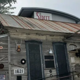 the front of the restaurant