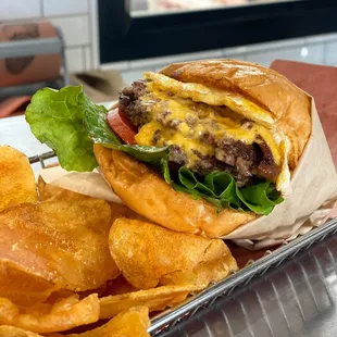 Hardcore Carnivore Burger