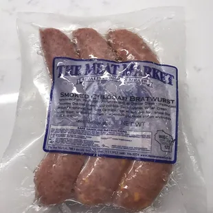 Smoked Cheddar Bratwurst