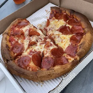 Pepperoni pizza