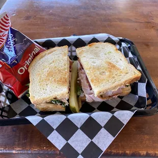 Turkey bacon avocado sandwich