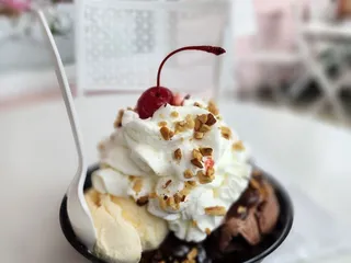 Canal Bistro Mediterranean Grille