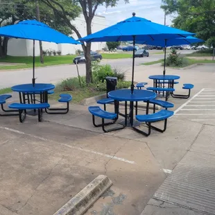 Outdoor dining at The Mediterranean Chef