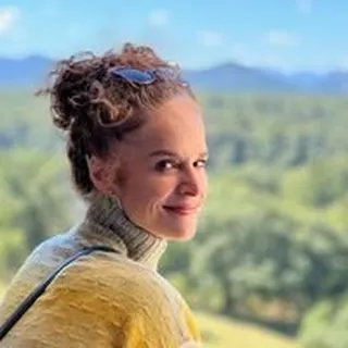 Alecia R.