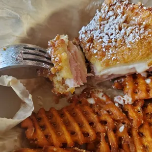 Monte Cristo Sandwich