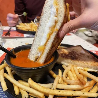 Garlic Bread Grilled Cheese