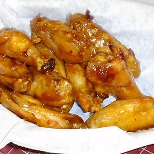 1 Lb. of bone-in wings