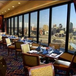 Met Bar Dining Room