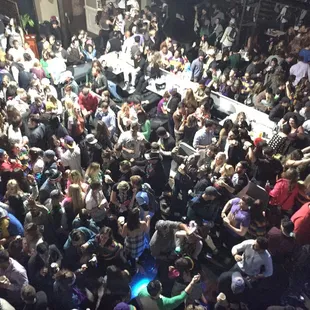 Packed in the Metro...No flex zone
