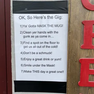 a sign on the door of a restaurant
