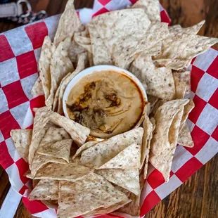 Chips with chili con queso
