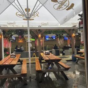 Outdoor patio covered for rainy weather