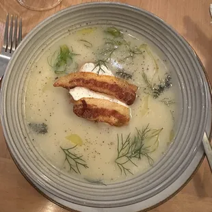 Potato and fennel soup