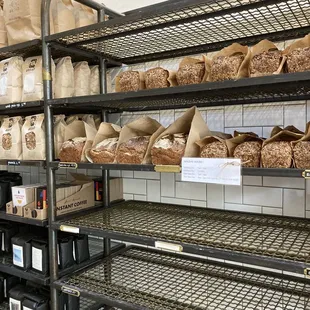 Bread shelf