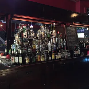 Really decent neighborhood bar