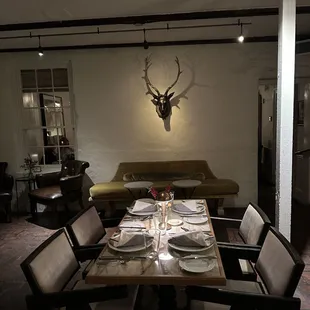 Dining room - bar area