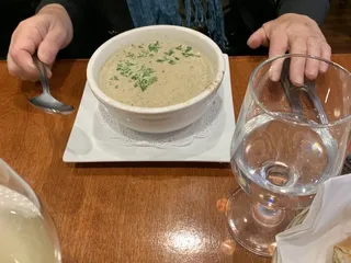 Le Bistro Du Village