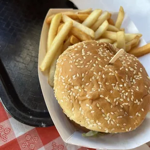 Cheeseburger and fries
