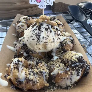 Oreo Cheesecake + Ice Cream