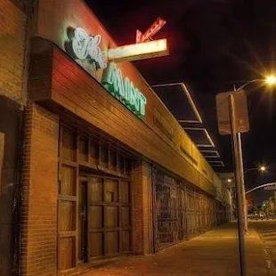 This is a great picture of the mint bar at night.