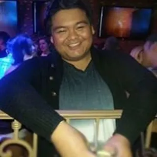 Alex F.