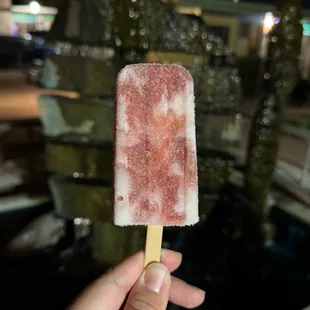 Rhubarb &amp; cream vegan popcicle
