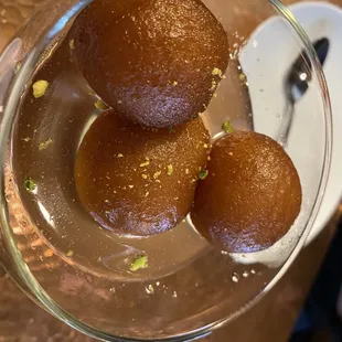 Gulab jamun