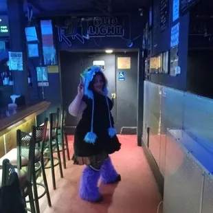 Early at the Mint getting extra songs in with the rest of the regulars and Karaoke divas