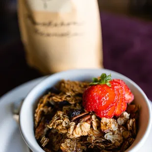 Vegan Granola with Fresh Fruits